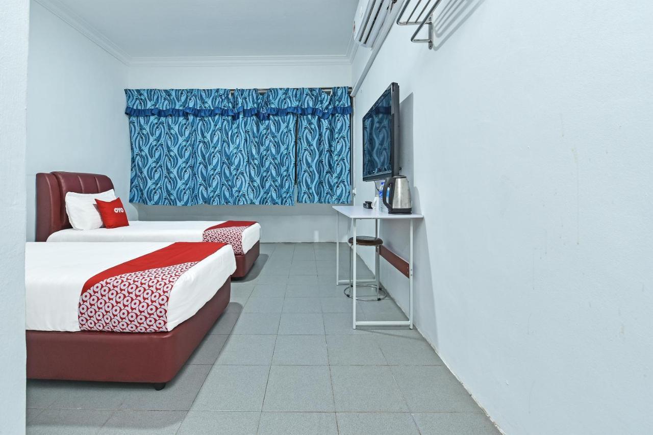 Oyo 90544 M&H Hotel Pengerang Eksteriør billede